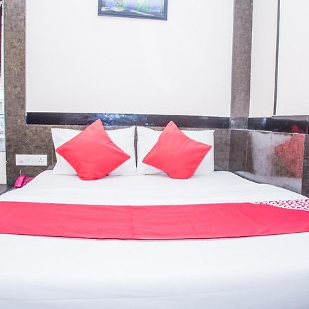Oyo Hotel Executive Inn Agartala Luaran gambar