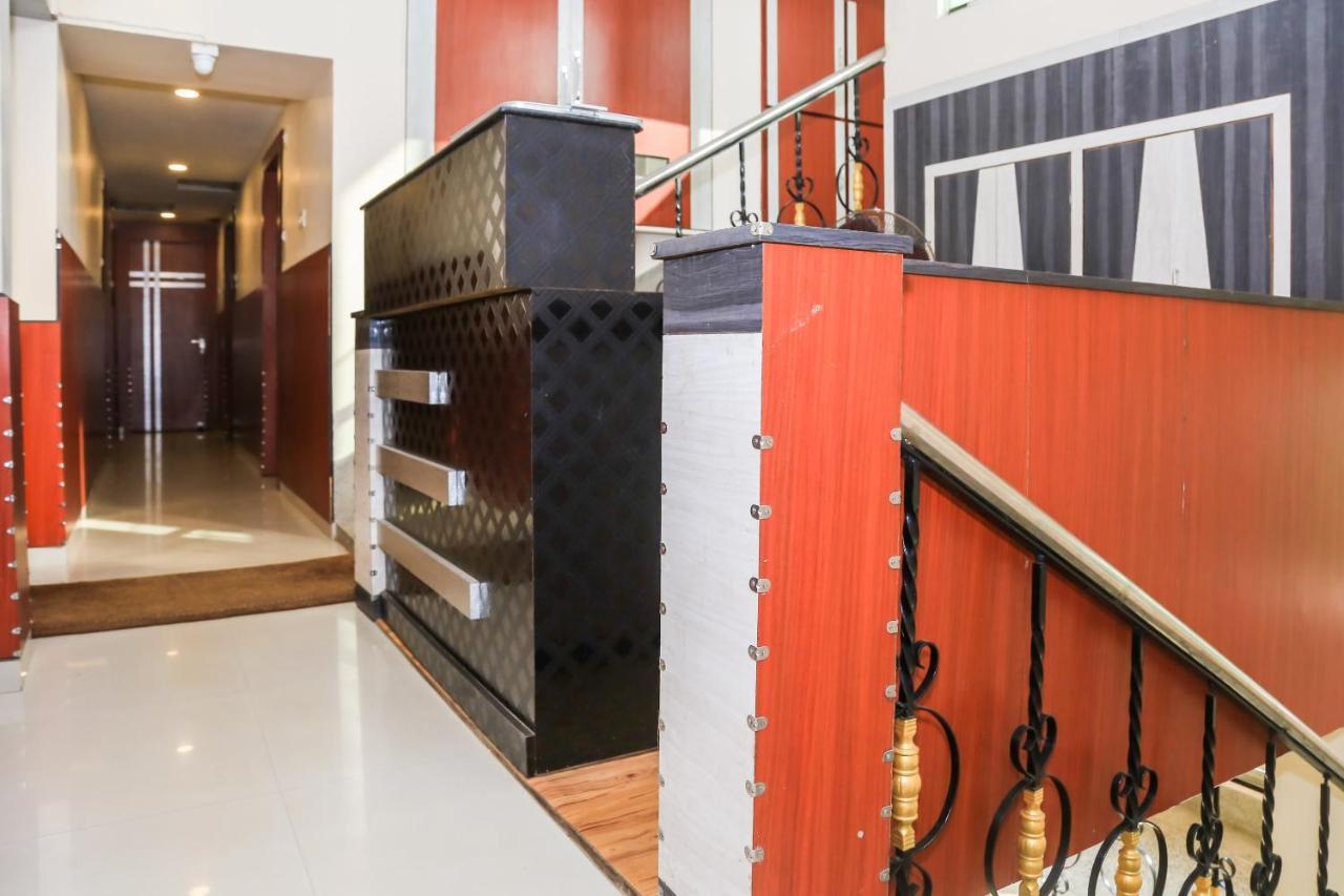 Oyo Hotel Executive Inn Agartala Luaran gambar