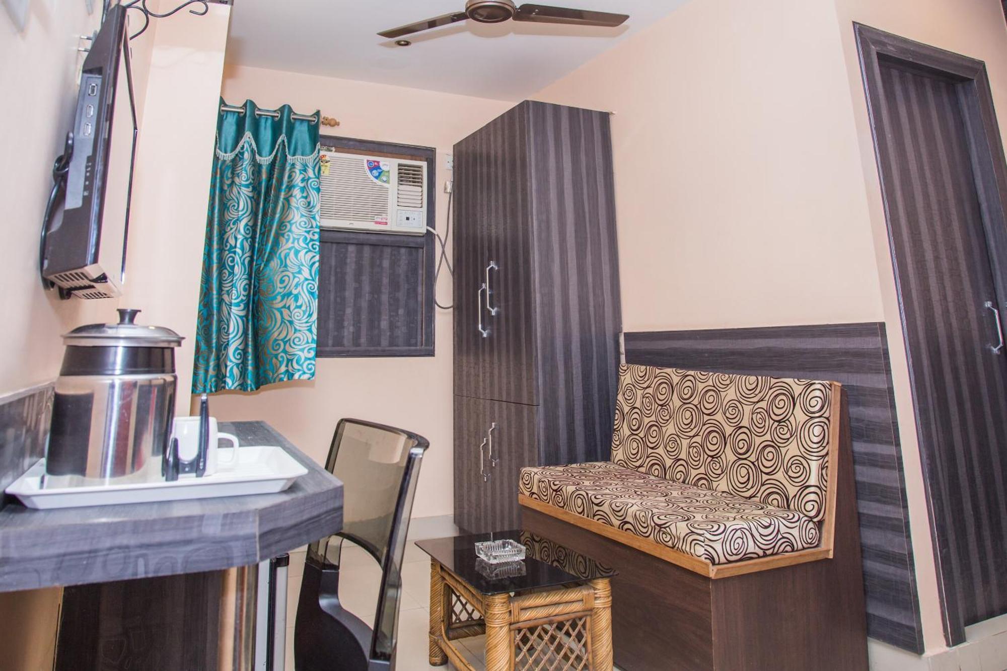 Oyo Hotel Executive Inn Agartala Luaran gambar